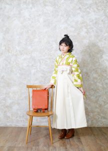 小学校の卒業記念 袴レンタル